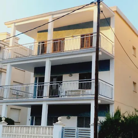 Apartment Del Mar I, Bajos